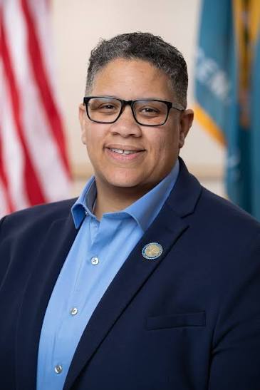 Kerri Evelyn Harris